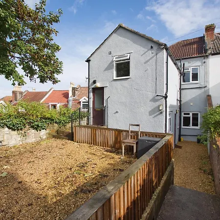 Temple Meads Station - Stylish 5 Beds - Free Parking By Hinkley Homes Short Lets & Serviced 布里斯托